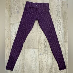 Lululemon Pink and purple print leggings. Size 6